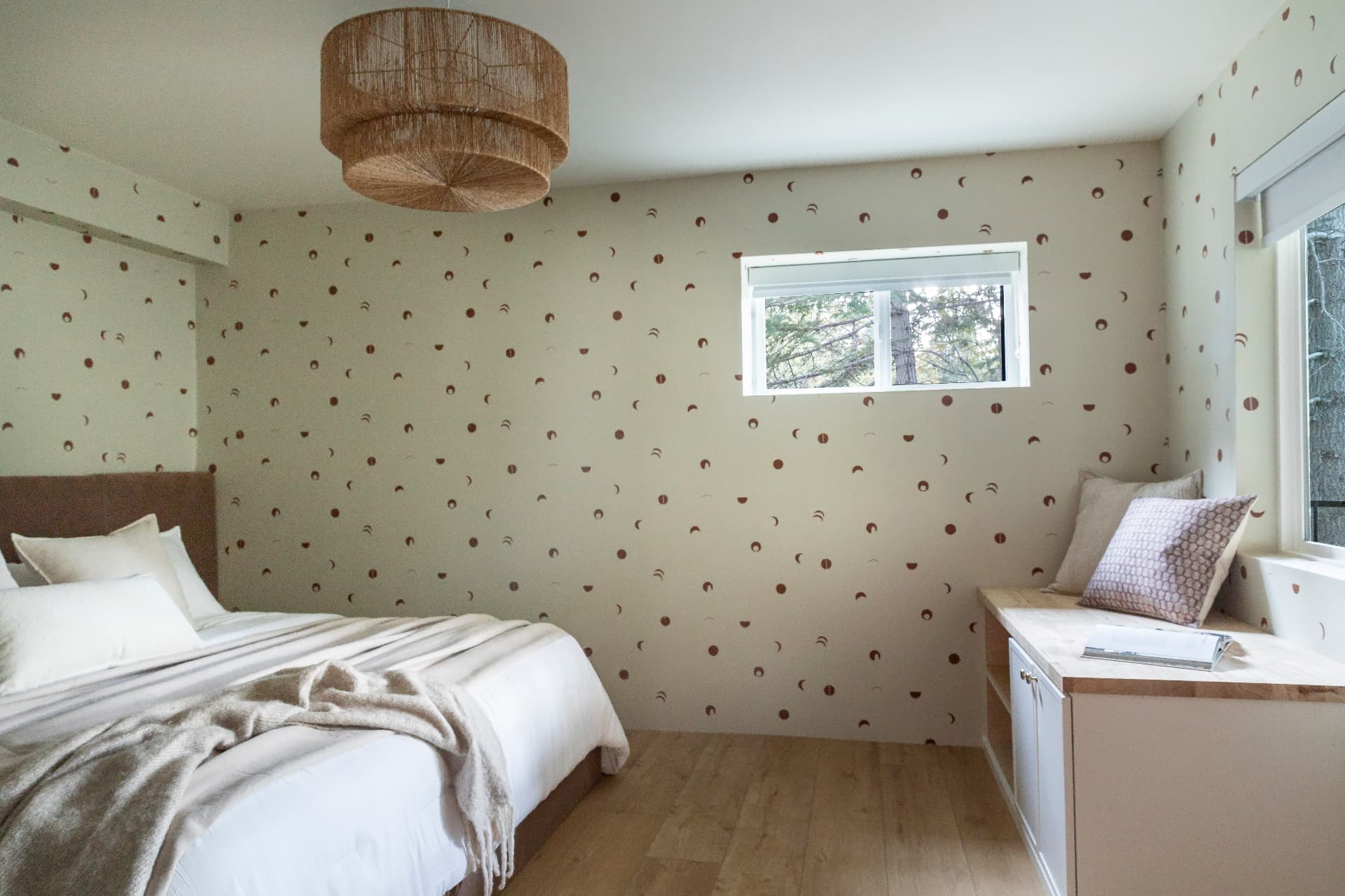 Bedroom with window seat